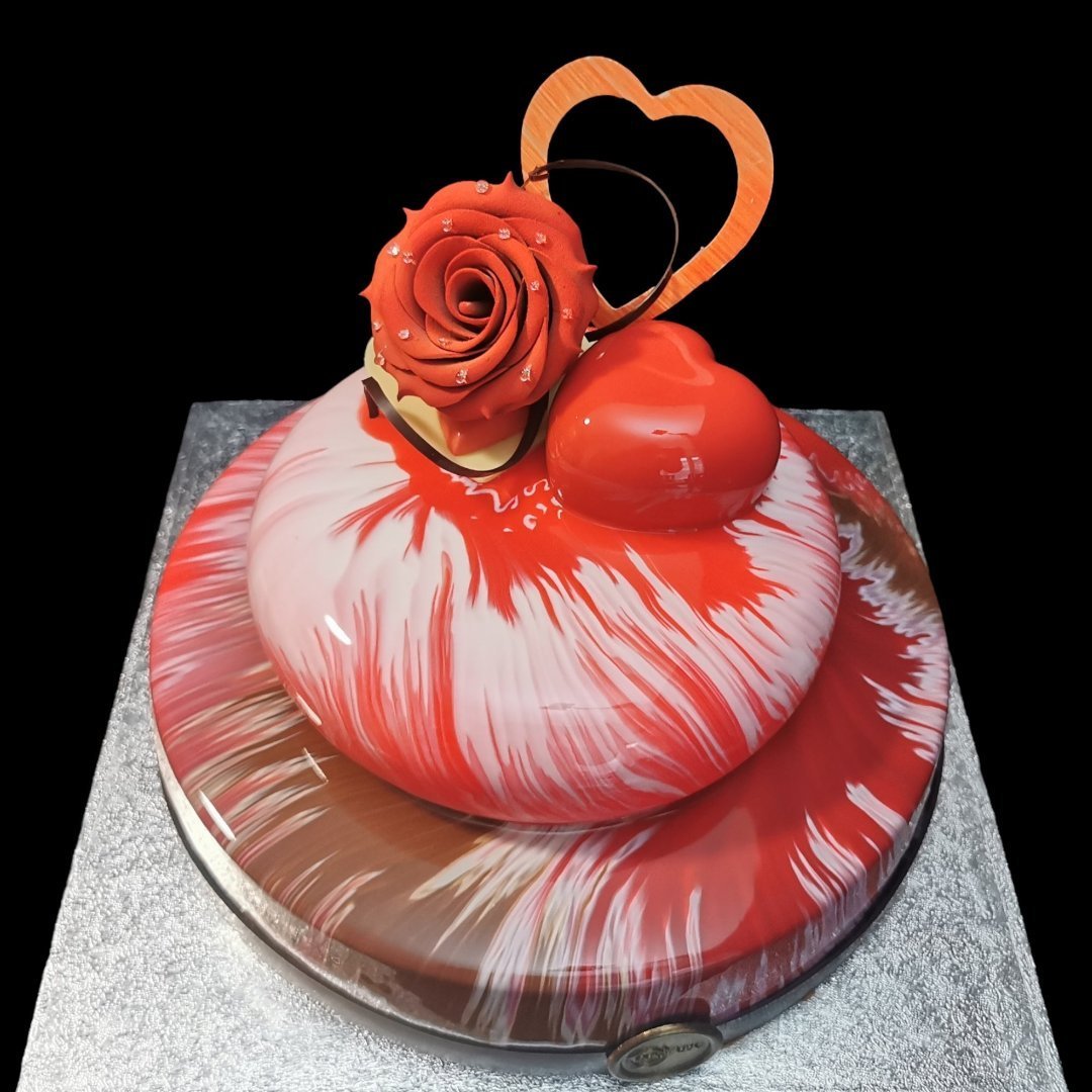Lovezilla - Vallentine's Cake Design - Caketopia - 8.5" + 7" (serves up to 25)