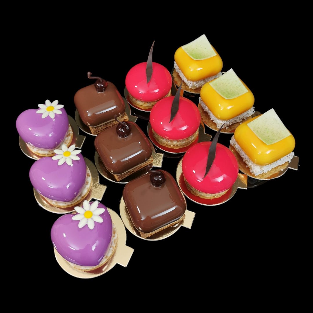 Petit gateaux - Mini cakes - Caketopia