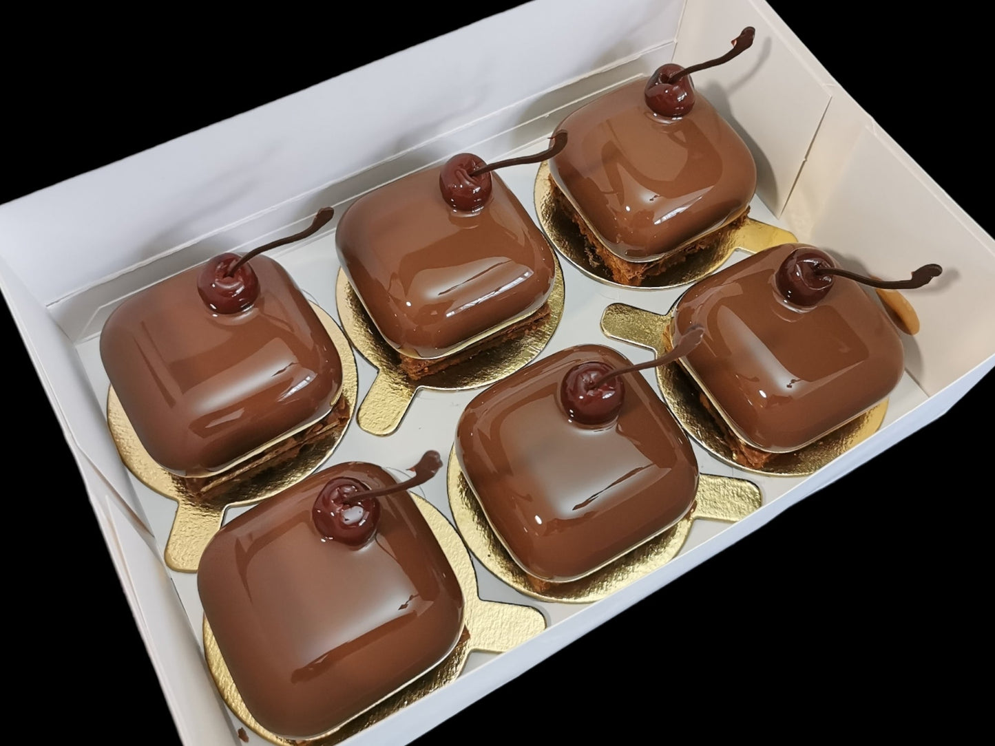 Black Forest petit gateau - Caketopia Dublin - Box of 6