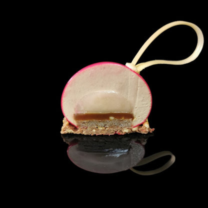 Christmas Bauble mini-cake.