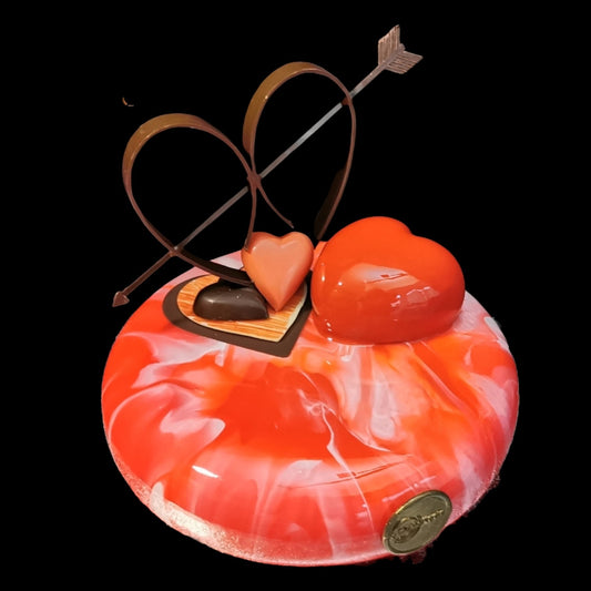"Cupid got me" Valentine's Cake Design - Caketopia - 7" (serves up to 10)